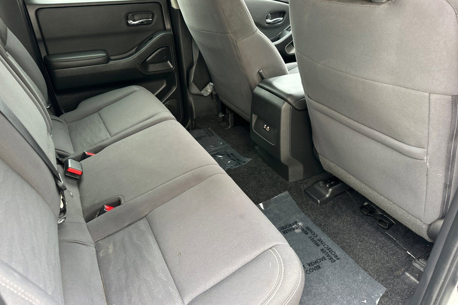 Used 2023 Nissan Frontier SV w/ Tow Package image 18