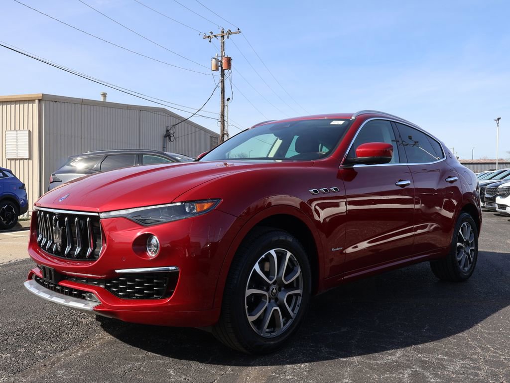 Used 2020 Maserati Levante GranLusso image 4