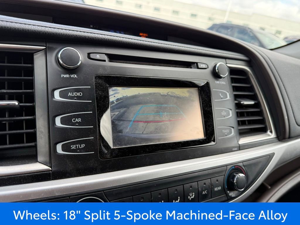 Used 2016 Toyota Highlander LE FWD image 8