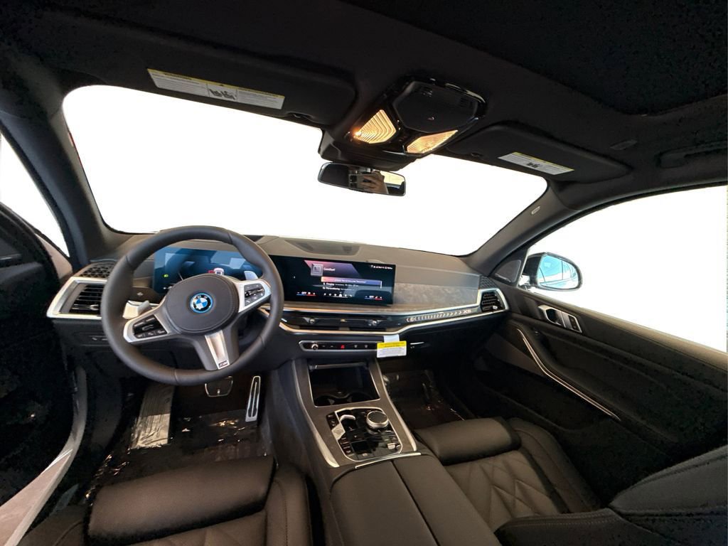 New 2026 BMW X5 xDrive50e w/ M Sport Package image 28
