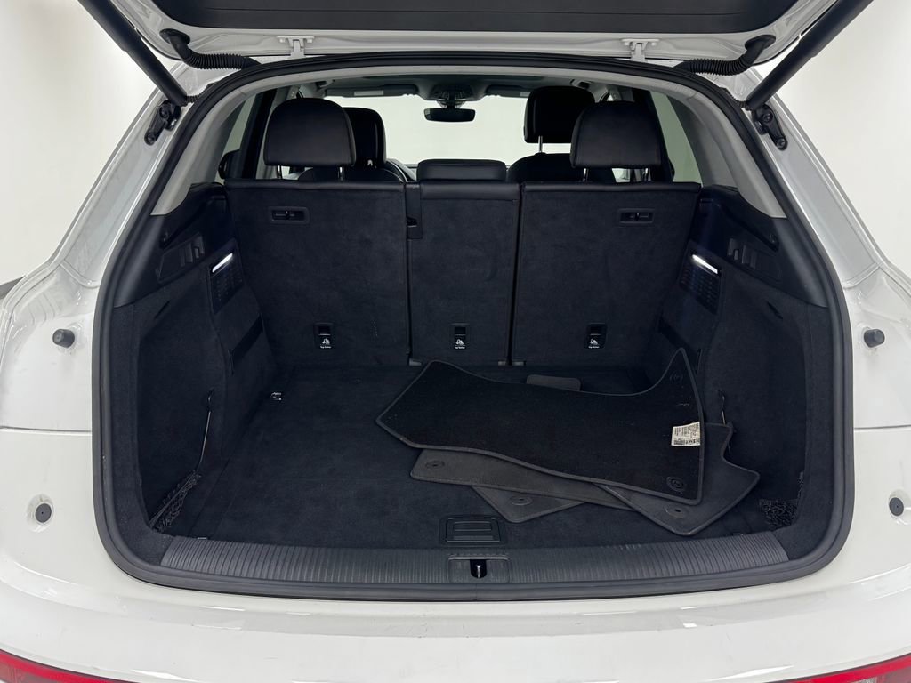 Used 2018 Audi Q5 2.0T Premium Plus w/ Premium Plus Package image 38