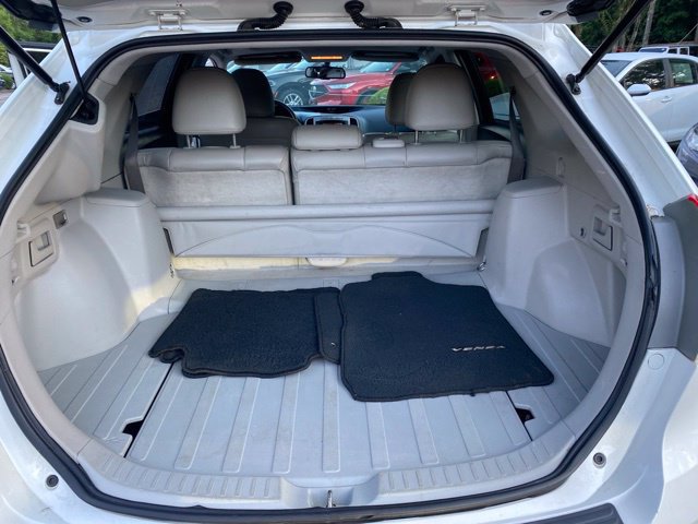 Used 2011 Toyota Venza AWD w/ Premium Pkg #2 image 26