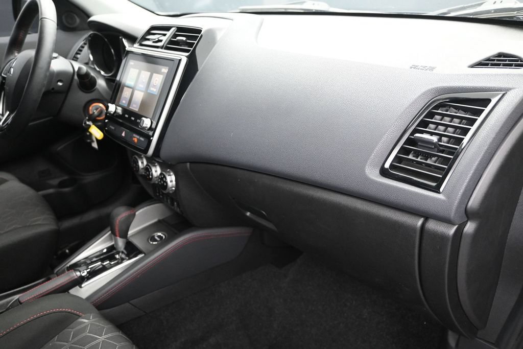 Used 2022 Mitsubishi Outlander Sport LE AWD/4WD image 24