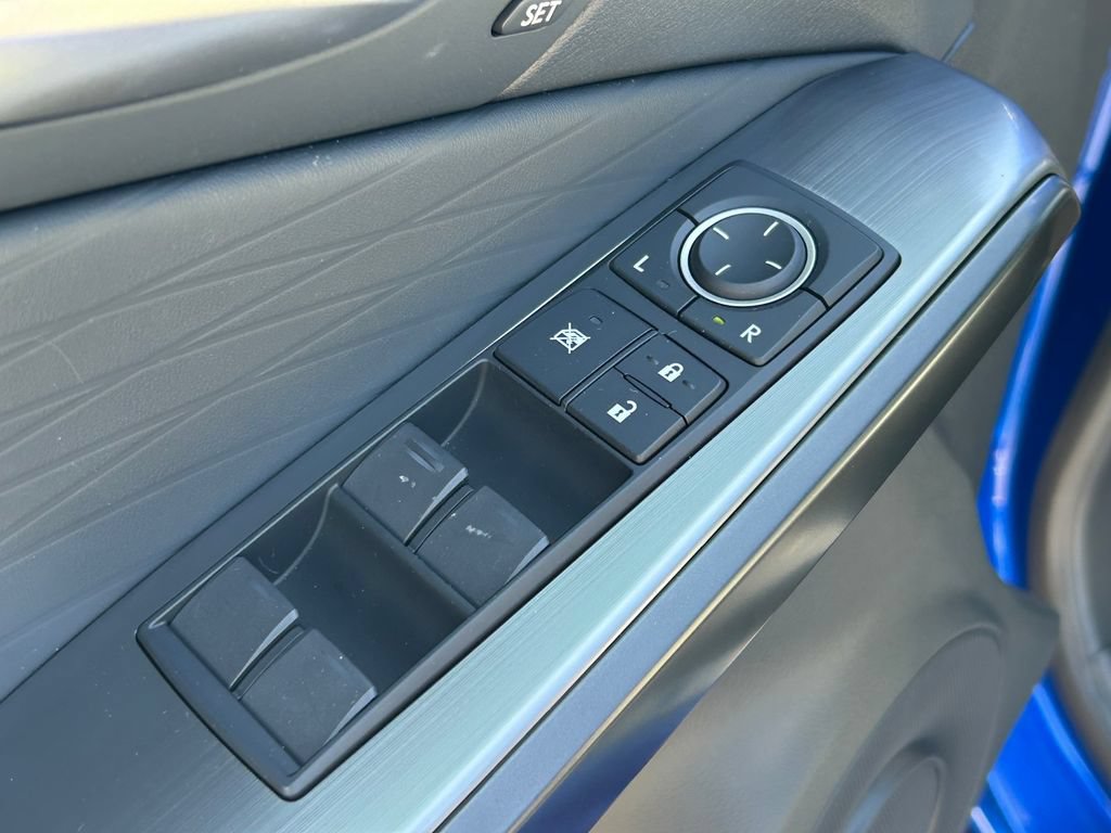 Used 2024 Lexus IS 500 RWD image 22