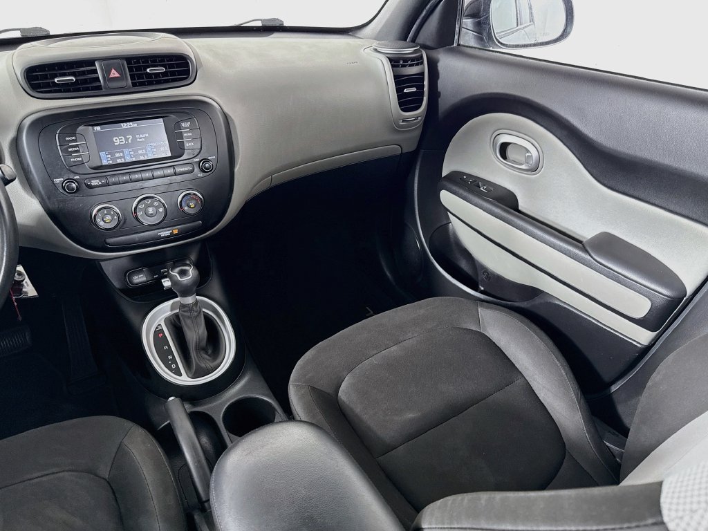 Used 2017 Kia Soul FWD image 21