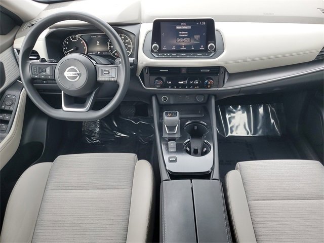 Certified 2021 Nissan Rogue SV image 13