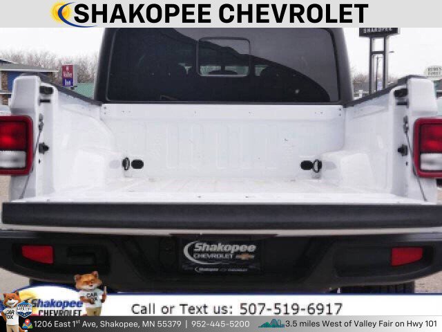 Used 2023 Jeep Gladiator Overland image 6