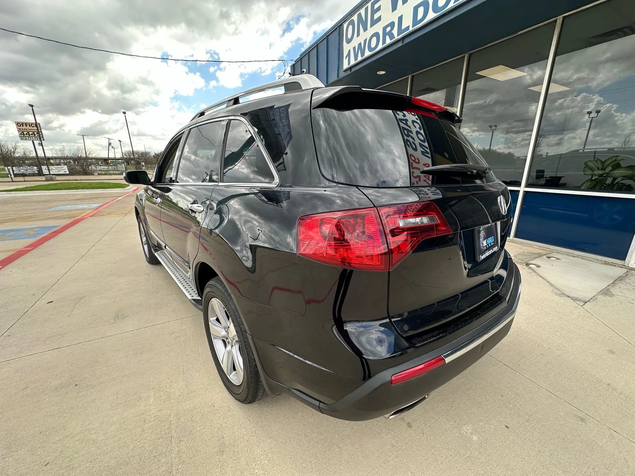 Used 2013 Acura MDX w/ Technology Package AWD/4WD image 3