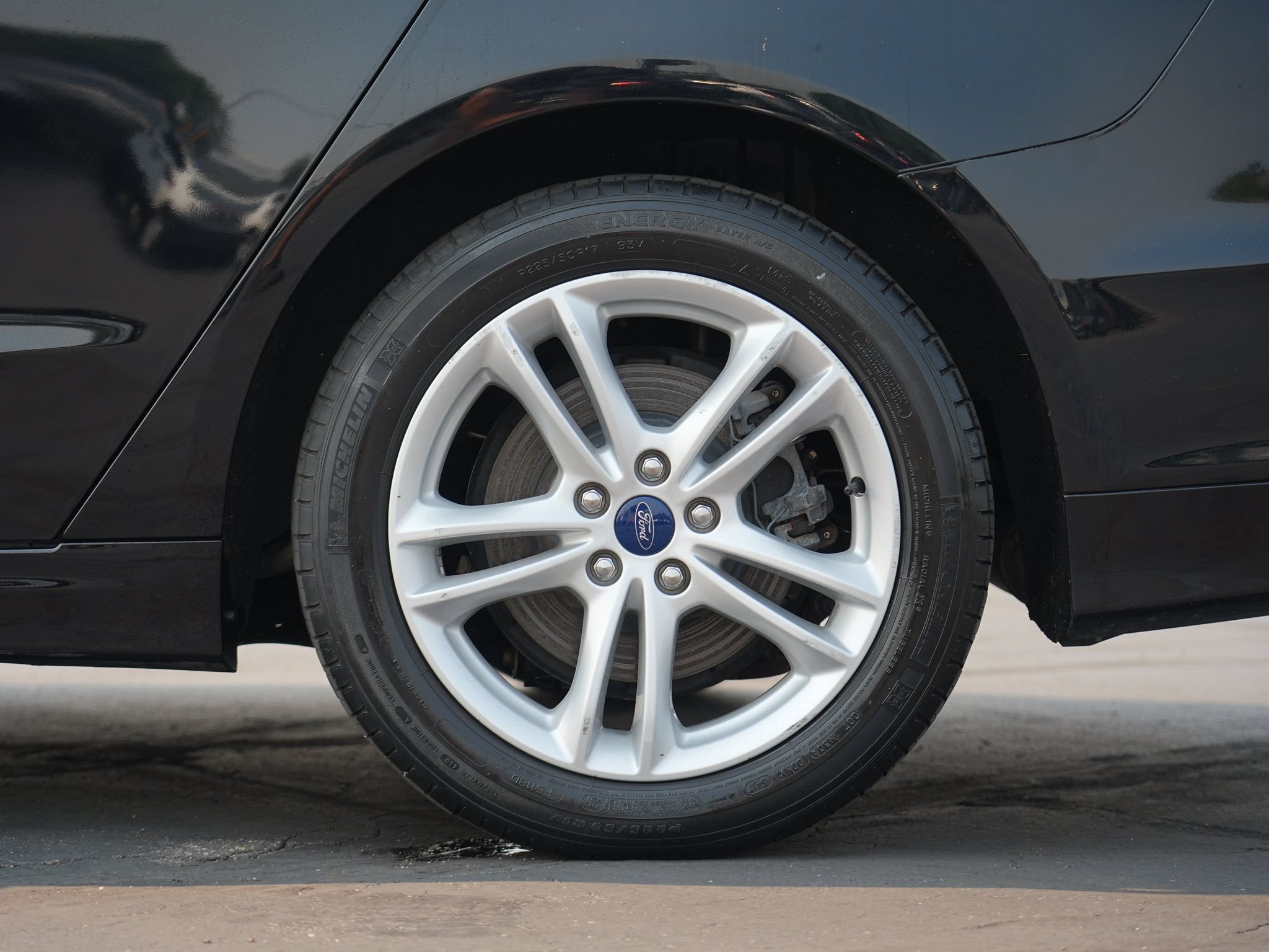 Used 2018 Ford Fusion S FWD image 12