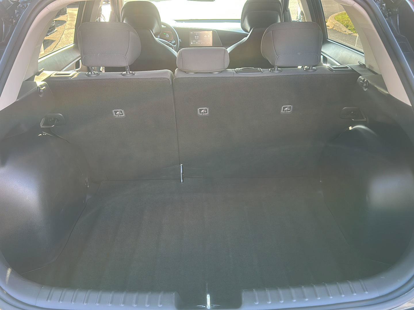 Used 2025 Kia Niro LX FWD image 12