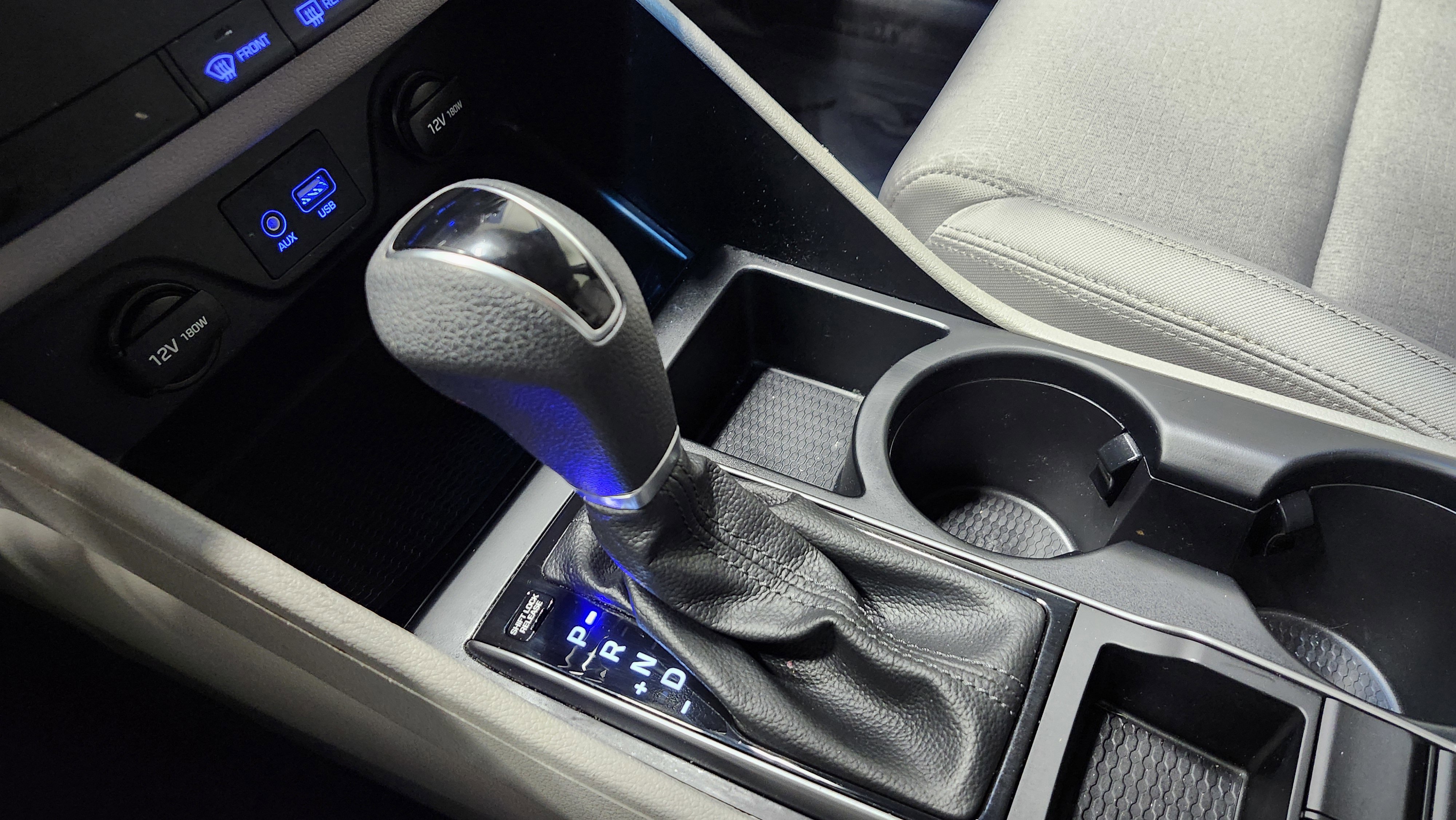 Used 2018 Hyundai Tucson SE w/ Cargo Package image 27