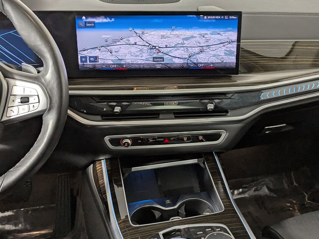 Used 2023 BMW X7 xDrive40i image 37