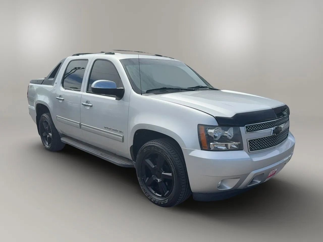Used 2012 Chevrolet Avalanche LT w/ All-Star Edition AWD/4WD image 2