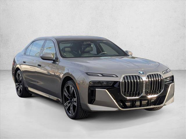 Certified 2023 BMW i7 xDrive60 image 3