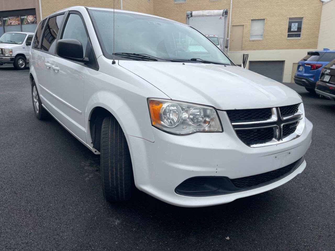 Used 2015 Dodge Grand Caravan SE w/ Quick Order Package 29E SE image 5
