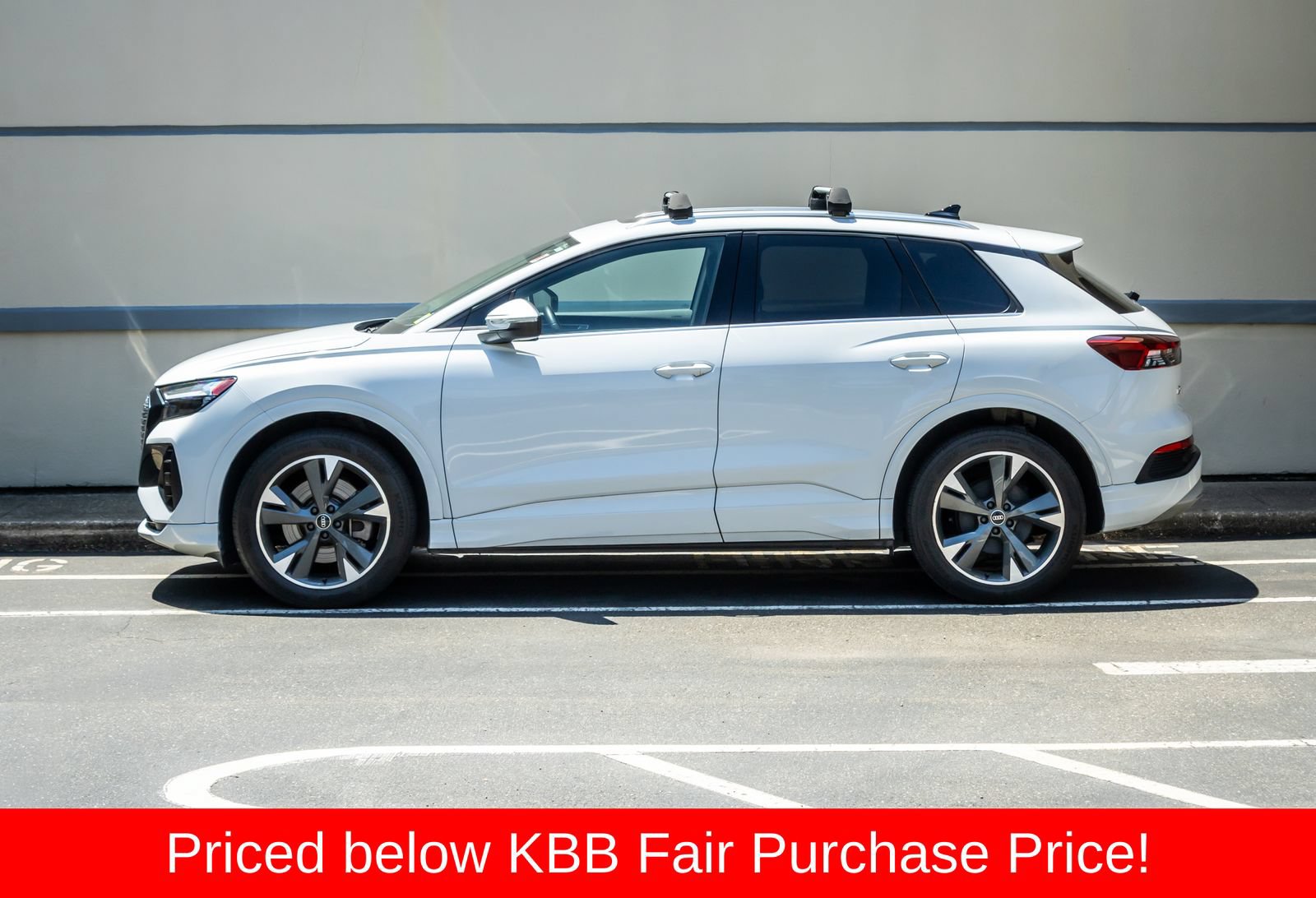 Used 2022 Audi Q4 e-tron Premium Plus AWD/4WD image 4