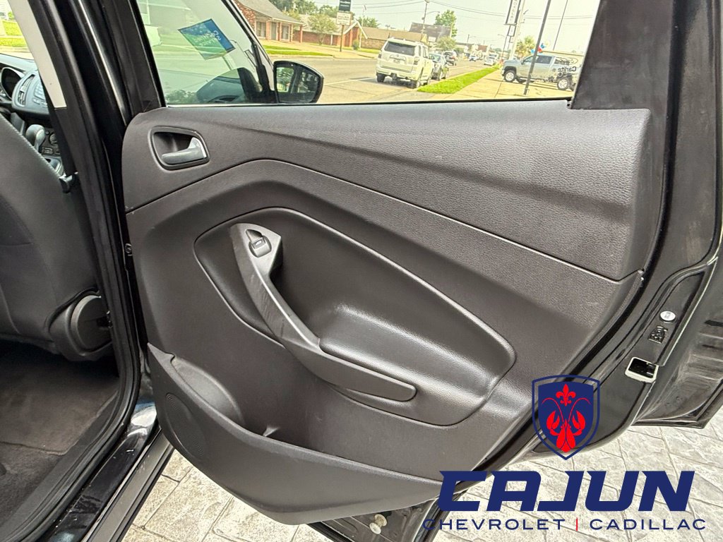 Used 2015 Ford Escape SE FWD image 19