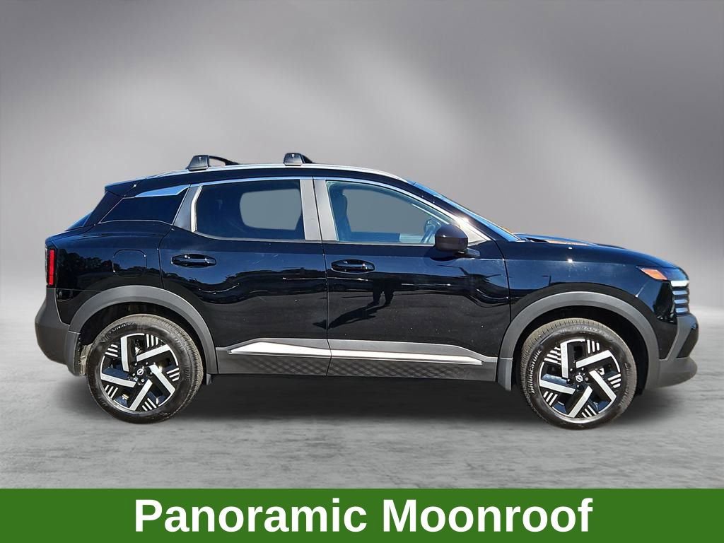 Used 2025 Nissan Kicks SV w/ SV Premium Package image 8