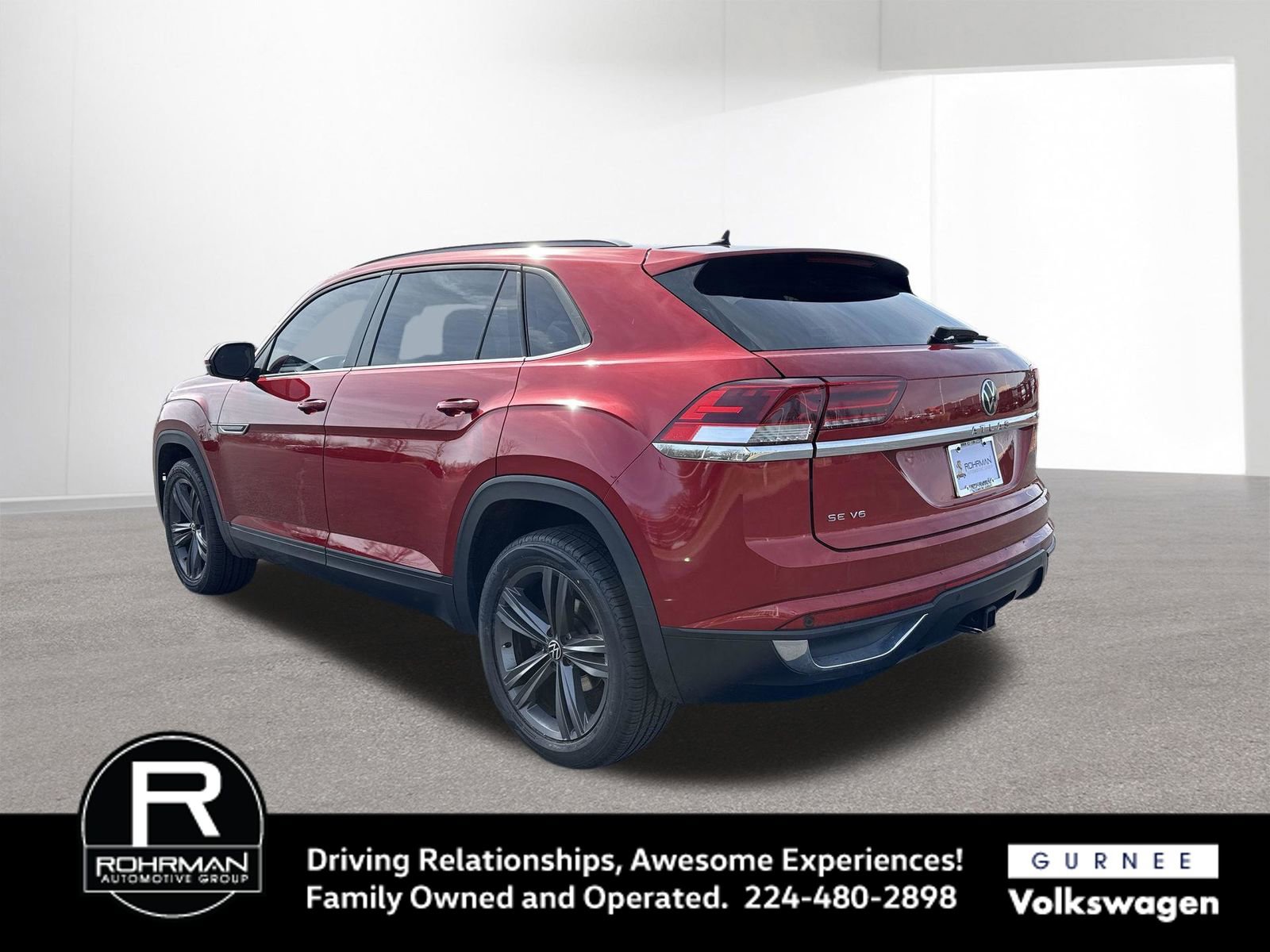 Used 2020 Volkswagen Atlas Cross Sport SE w/ Panoramic Sunroof Package image 7