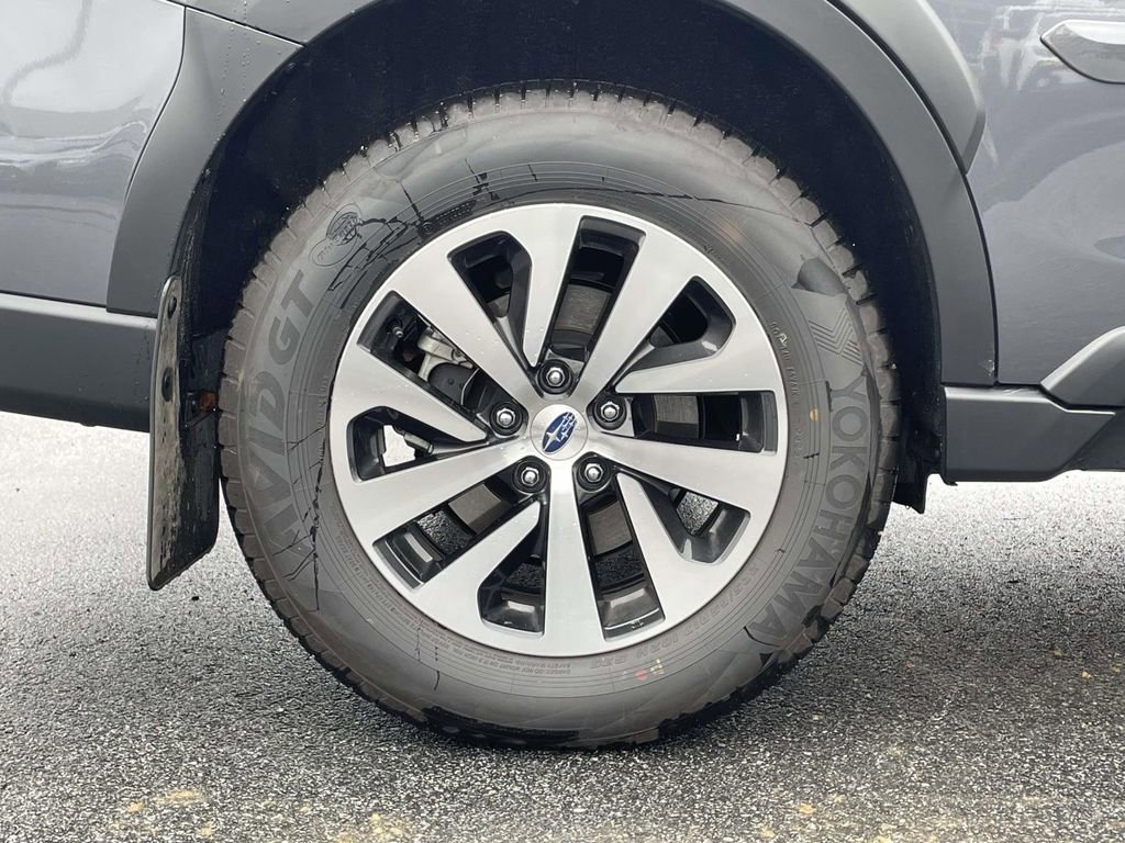 Used 2025 Subaru Outback Premium w/ Popular Package #1 image 30