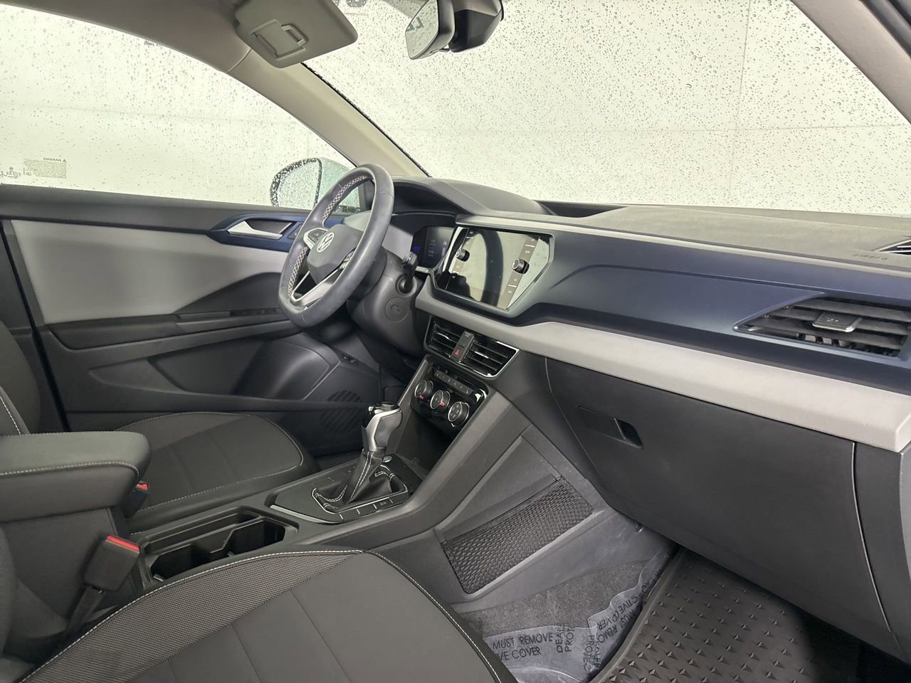 Used 2023 Volkswagen Taos SE image 27