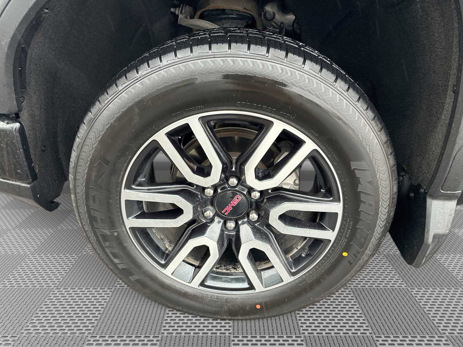Certified 2023 GMC Sierra 1500 AT4 w/ Technology Package image 34