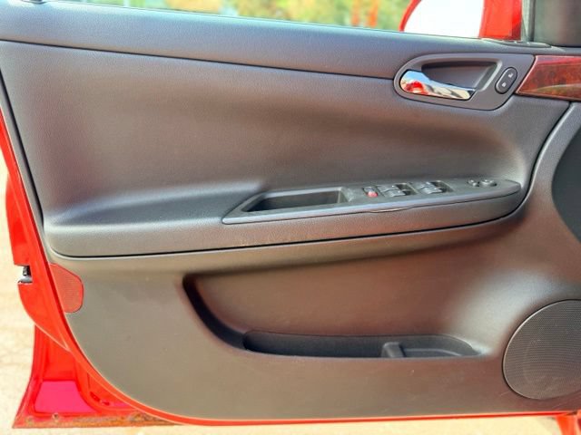 Used 2010 Chevrolet Impala LS FWD image 12