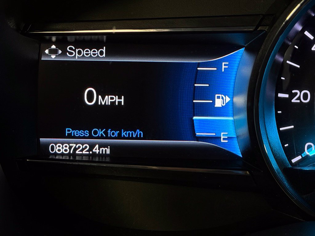 Used 2018 Ford Explorer XLT w/ Equipment Group 202A AWD/4WD image 19