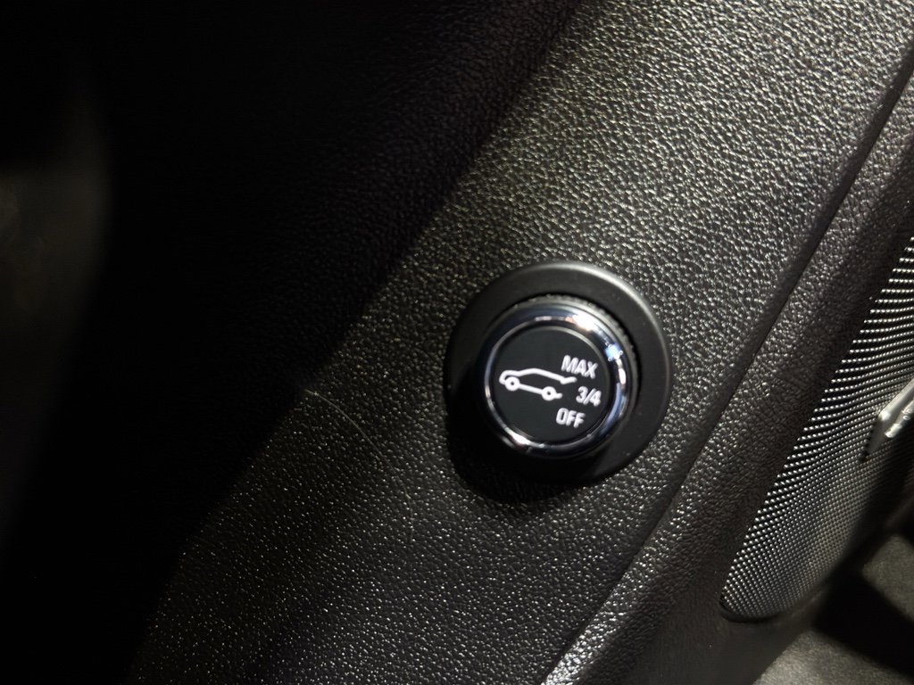 Used 2022 Chevrolet Blazer RS w/ Enhanced Convenience Package image 36