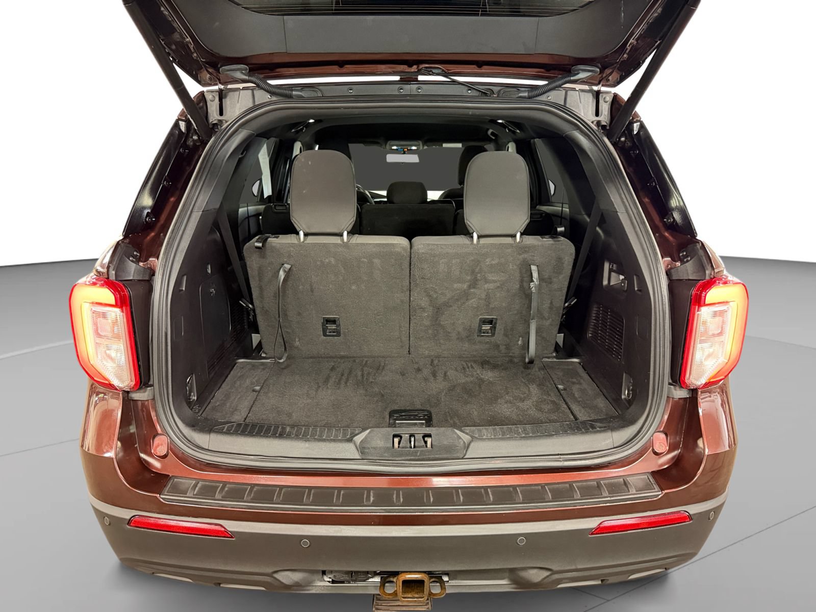 Used 2020 Ford Explorer XLT w/ Comfort Package AWD/4WD image 26