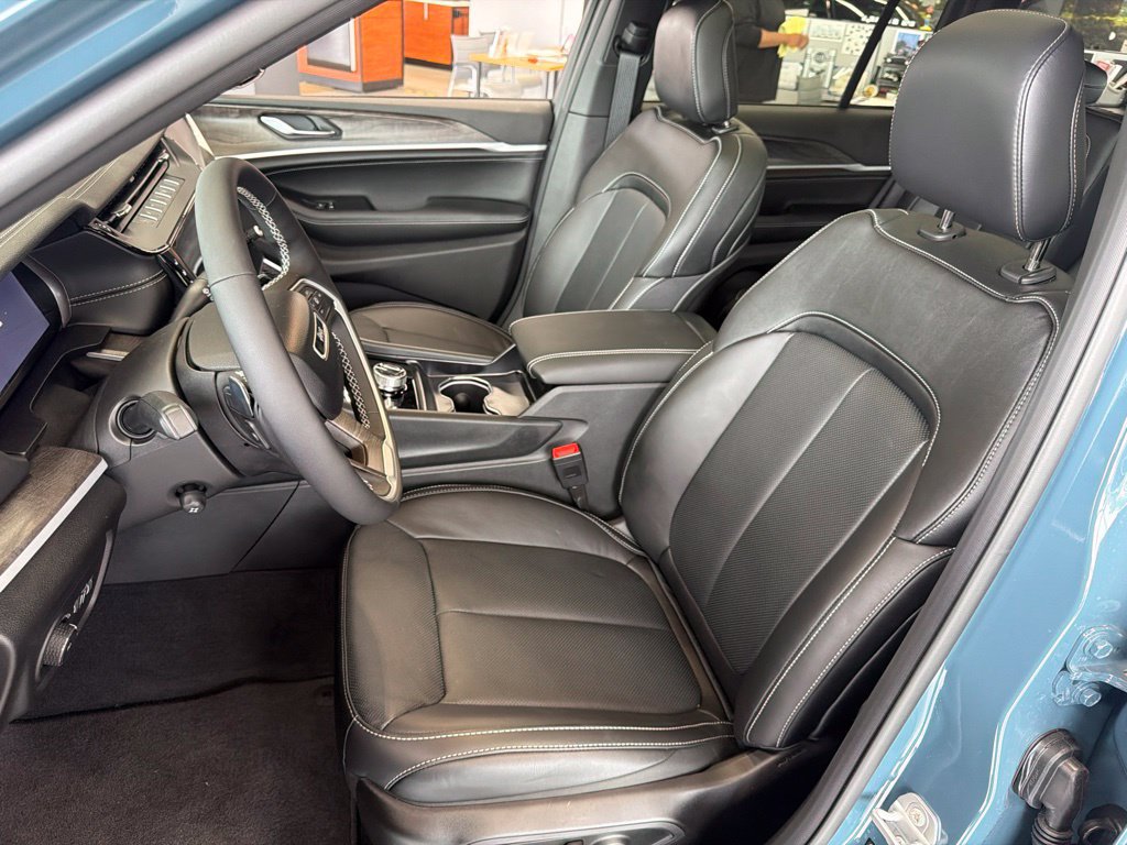 New 2026 Jeep Grand Cherokee Limited AWD/4WD image 29