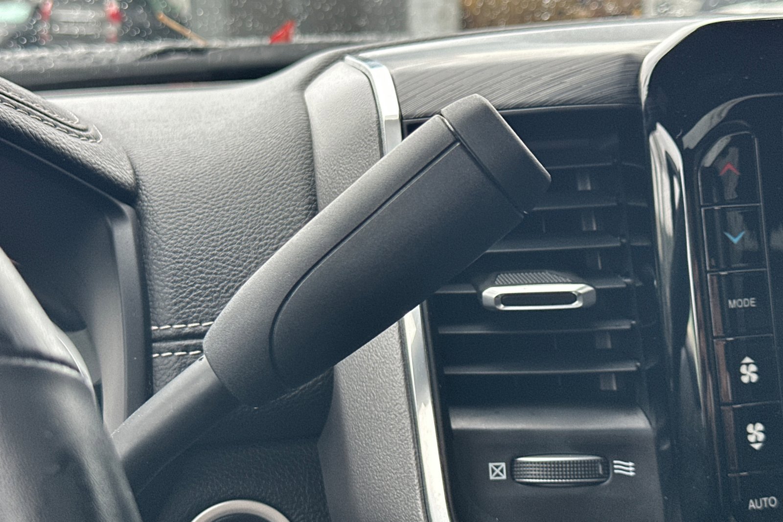 Used 2024 RAM 3500 Laramie w/ Sport Appearance Package image 26