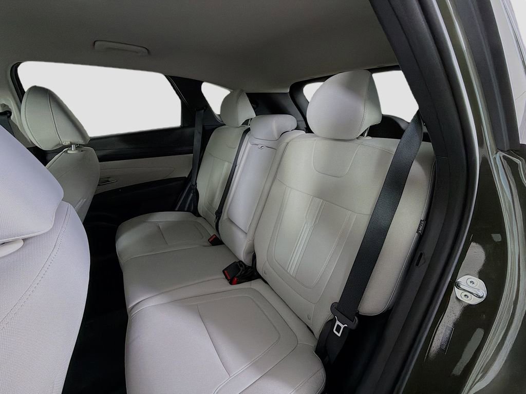 Used 2026 Hyundai Tucson SEL FWD image 23