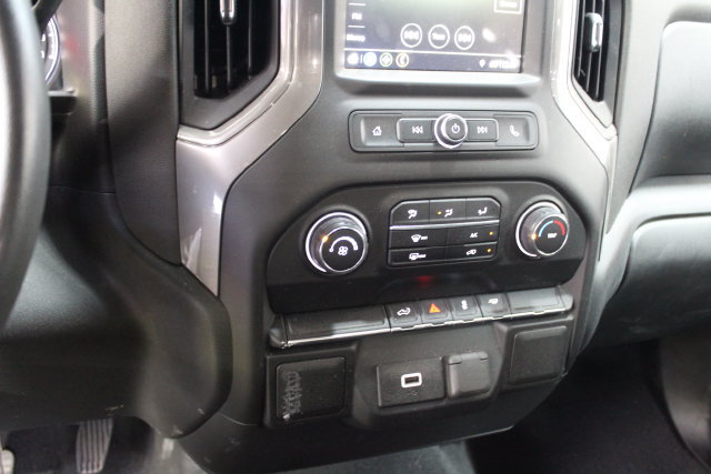 Used 2019 Chevrolet Silverado 1500 Custom w/ Custom Value Package RWD image 19