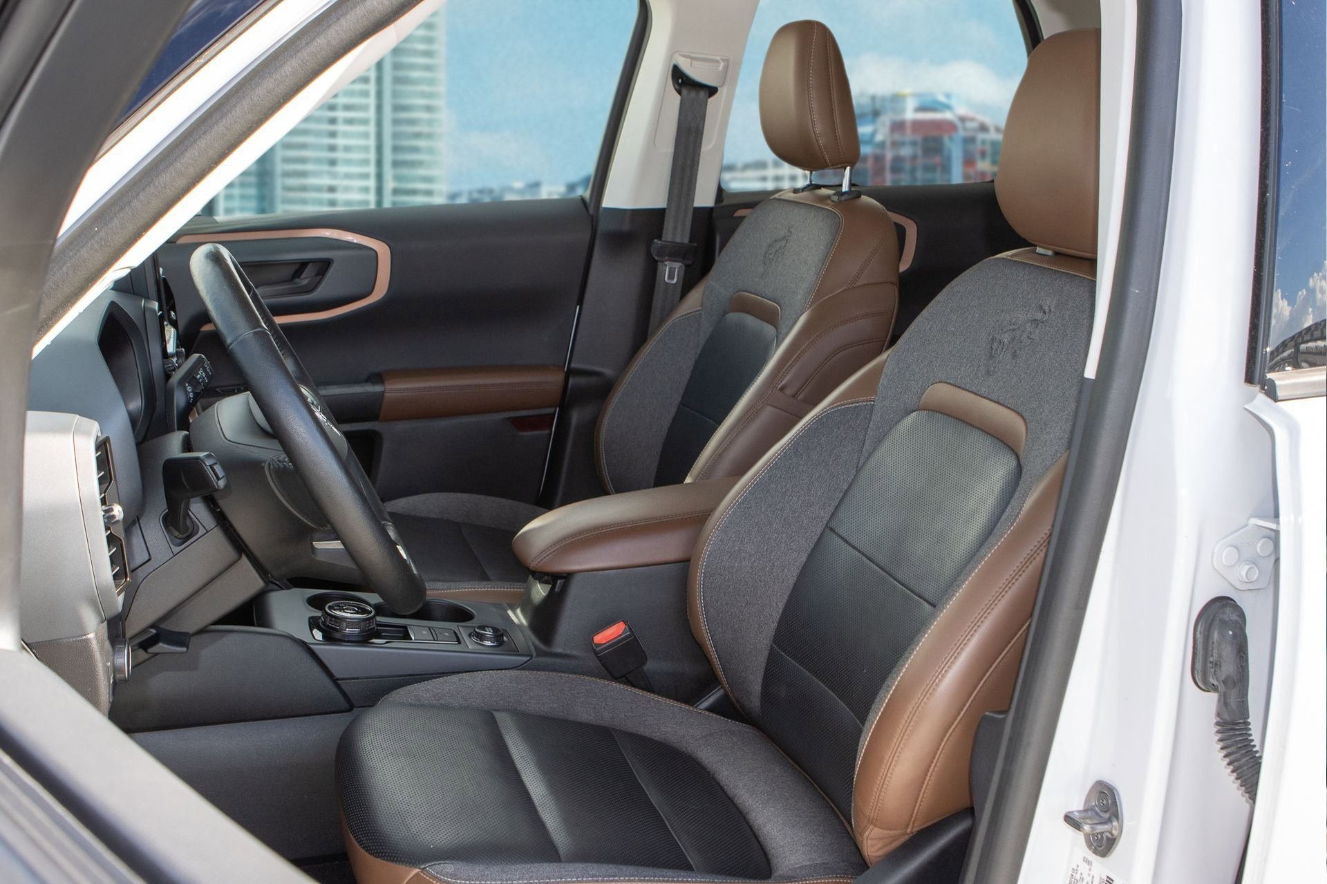 Used 2021 Ford Bronco Sport Outer Banks w/ Outer Banks Package (96D) image 15