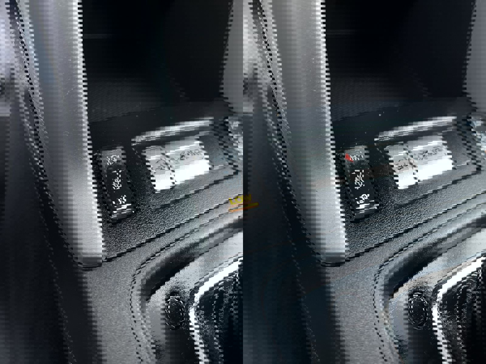 Used 2016 Subaru Forester 2.0XT Premium image 19