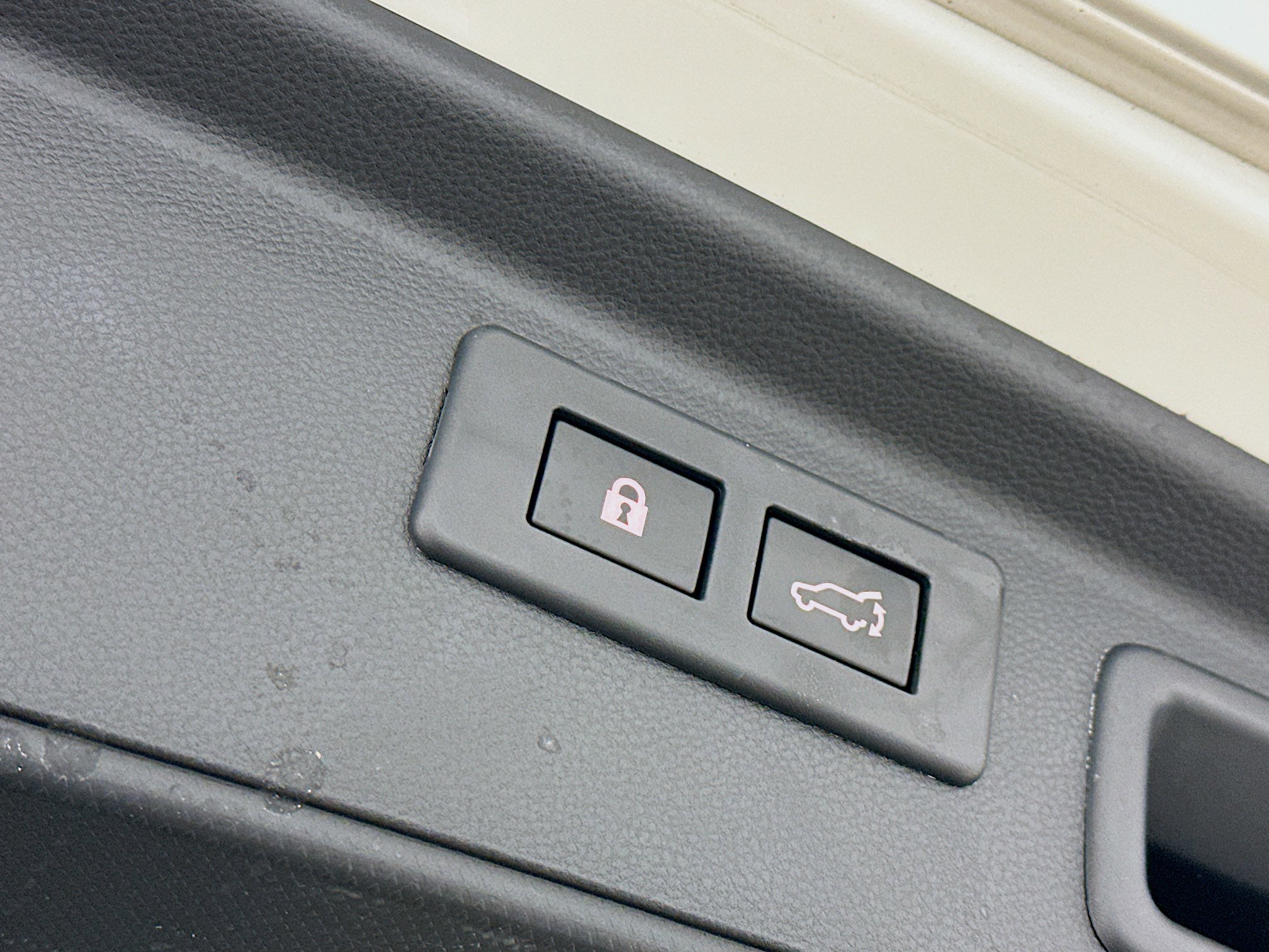 Used 2023 Subaru Forester Premium image 31