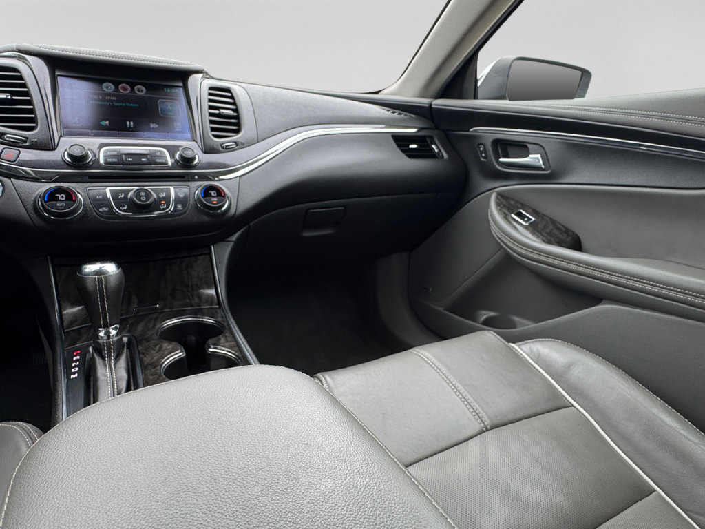 Used 2015 Chevrolet Impala LTZ FWD image 22