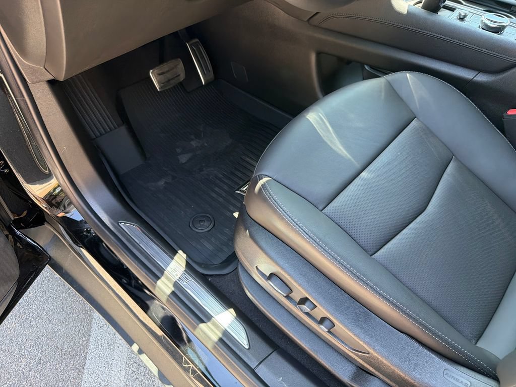 New 2026 Cadillac XT5 Sportv w/ LPO, Onyx Lite Package AWD/4WD image 19