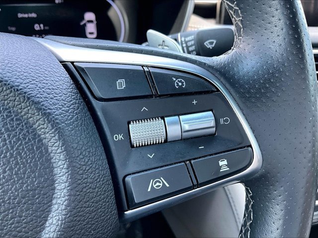 Used 2023 Genesis G70 2.0T AWD/4WD image 21