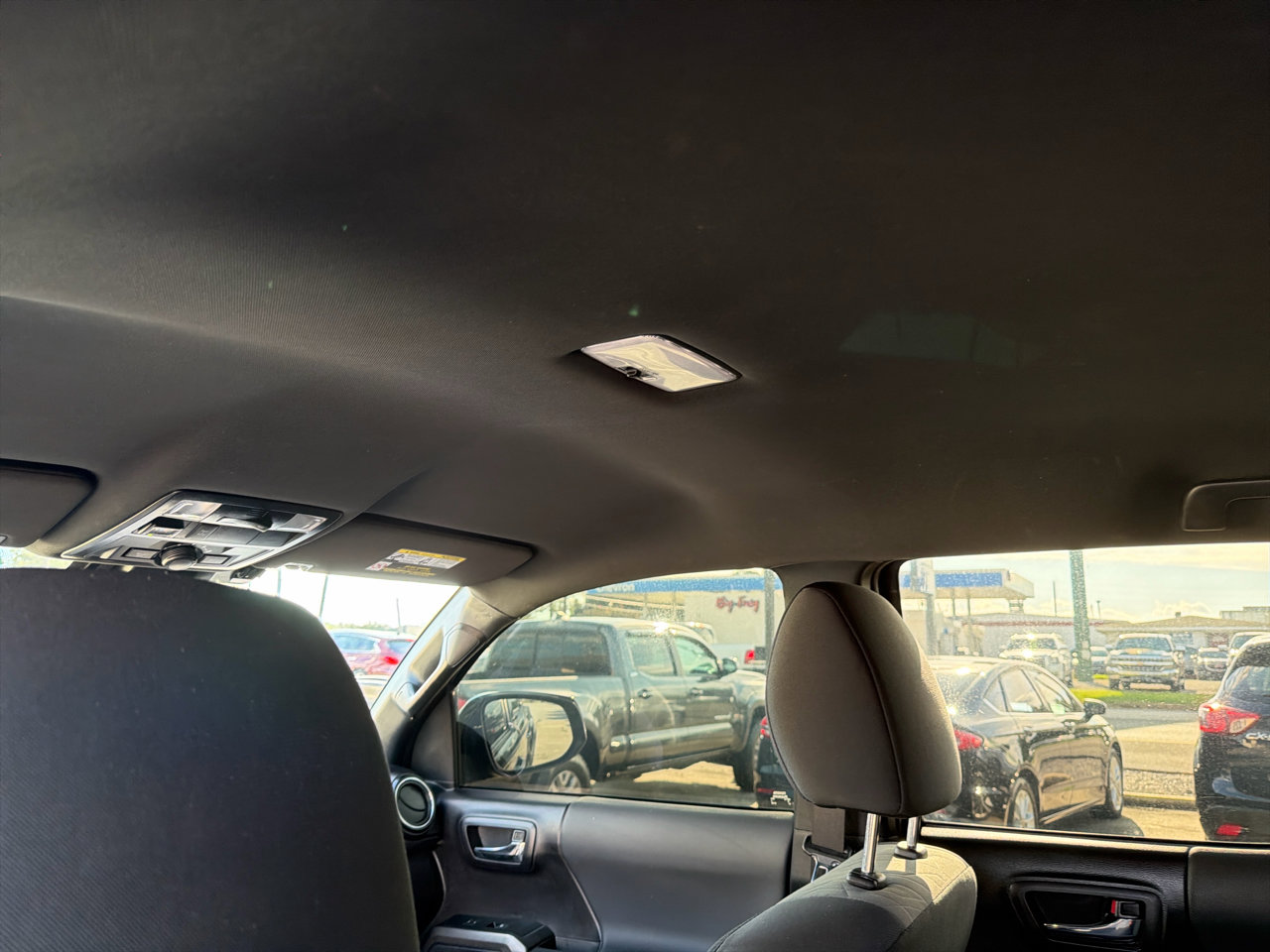 Used 2021 Toyota Tacoma TRD Off-Road w/ Technology Package image 20