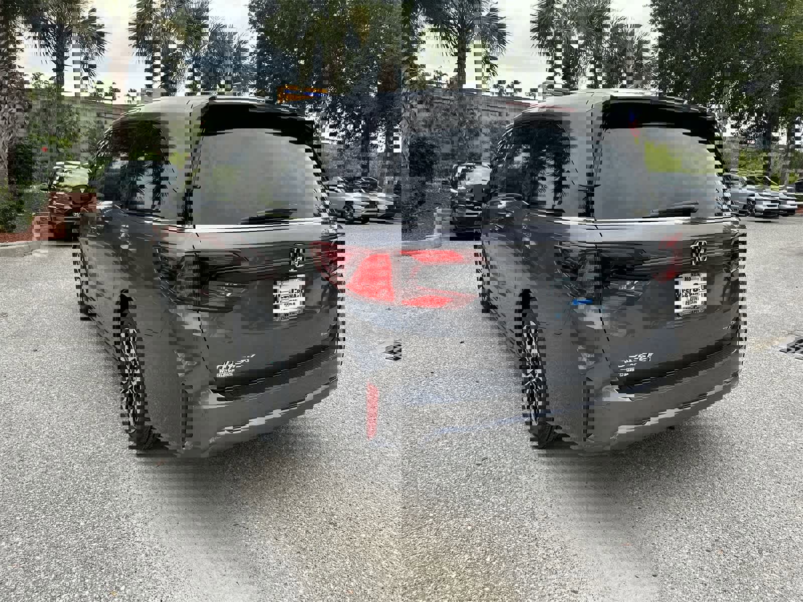 New 2026 Honda Odyssey Elite image 4