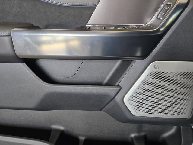 New 2026 Ford F250 Platinum w/ FX4 Off-Road Package image 17