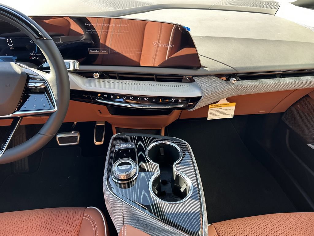 New 2026 Cadillac Optiq Luxury 2 image 14