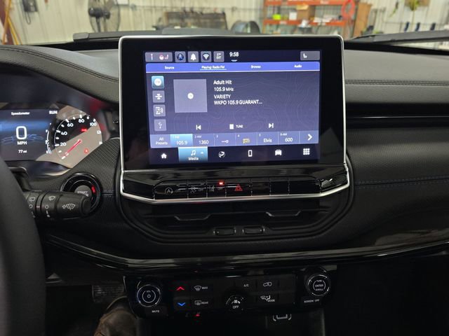 New 2026 Jeep Compass Latitude AWD/4WD image 22