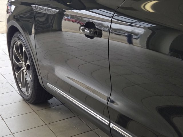 Used 2022 Lincoln Nautilus Reserve w/ Equipment Group 201A AWD/4WD image 17