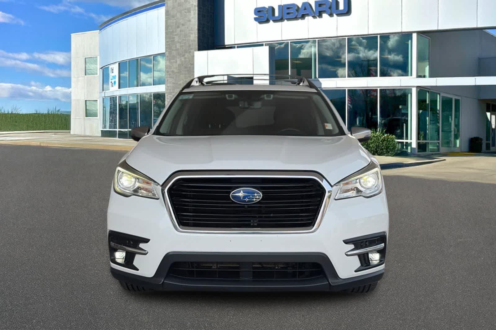 Used 2019 Subaru Ascent Touring w/ Popular Package #3 AWD/4WD image 10