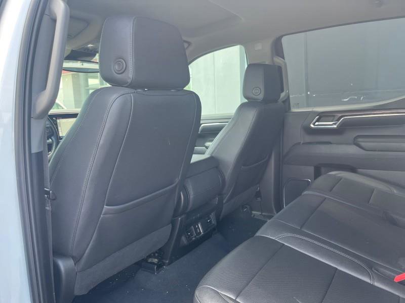 Used 2024 GMC Sierra 1500 SLT image 35