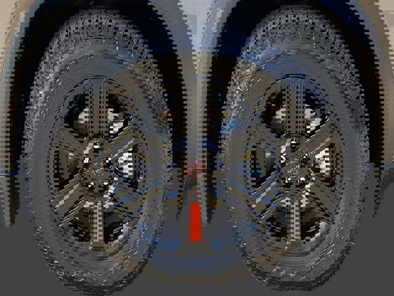 New 2025 Nissan Rogue SV image 7