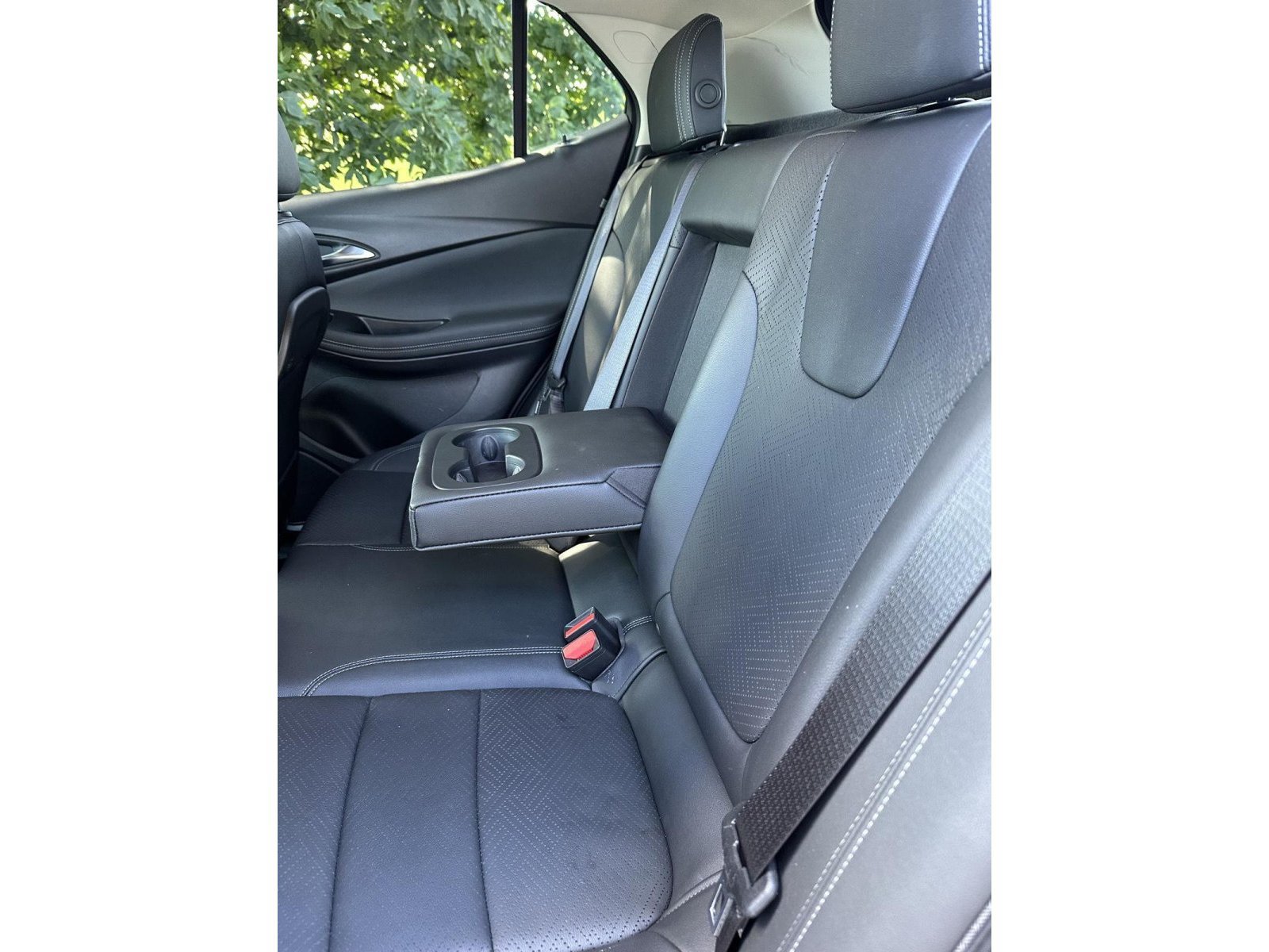Used 2023 Buick Encore GX Essence w/ Advanced Technology Package AWD/4WD image 33